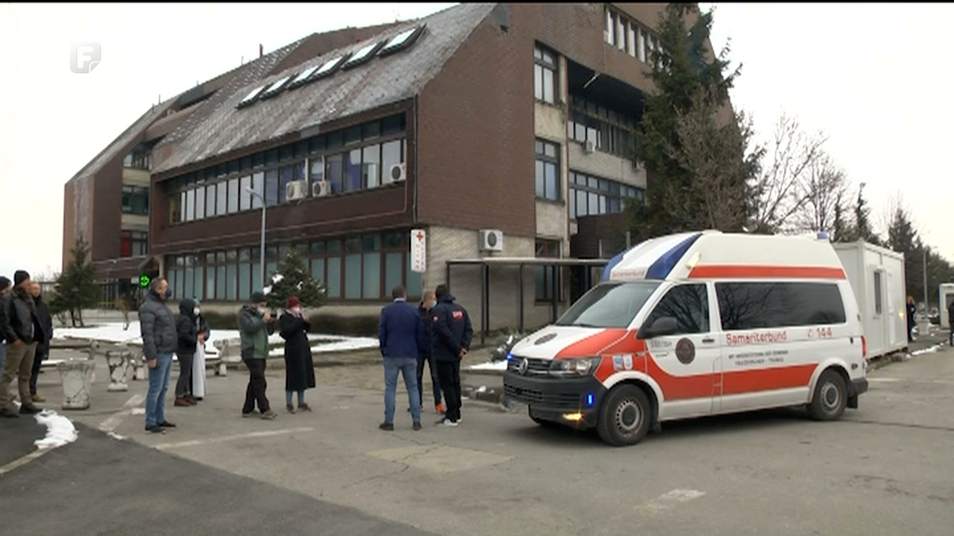 Prijatelji iz Austrije posjetili Bihać – donirali sanitetsko vozilo